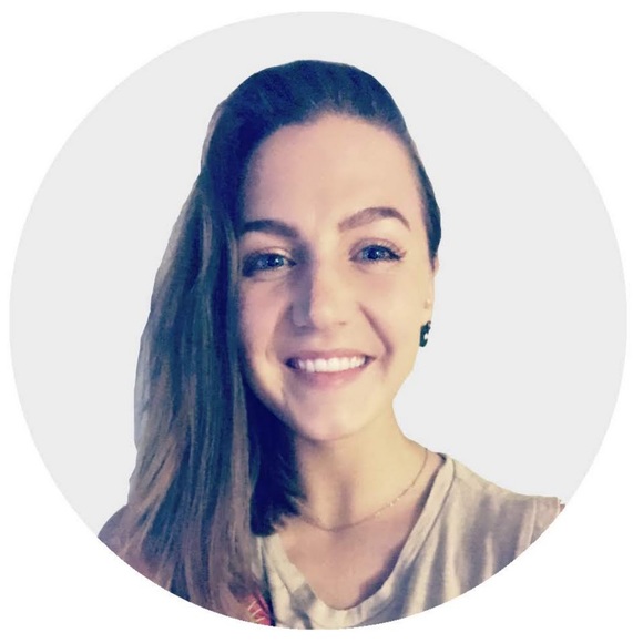 Meet your Posher, Nicole - Picture 1 of 1